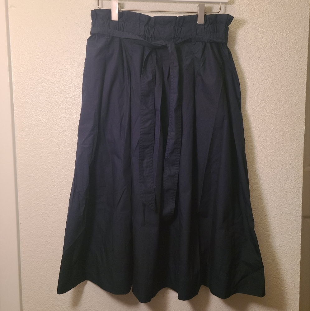 High Wausted Skirt